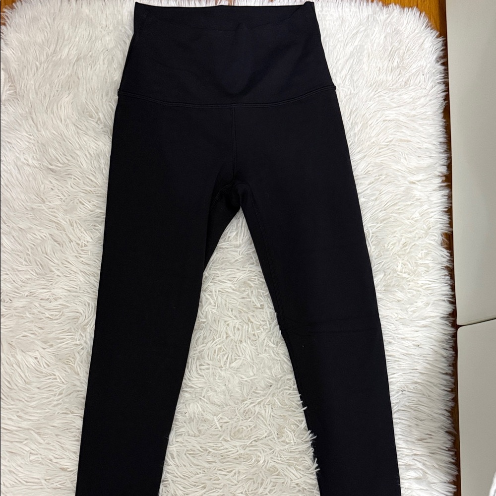 Aritzia TnAction Jet Black Leggings - size xS
